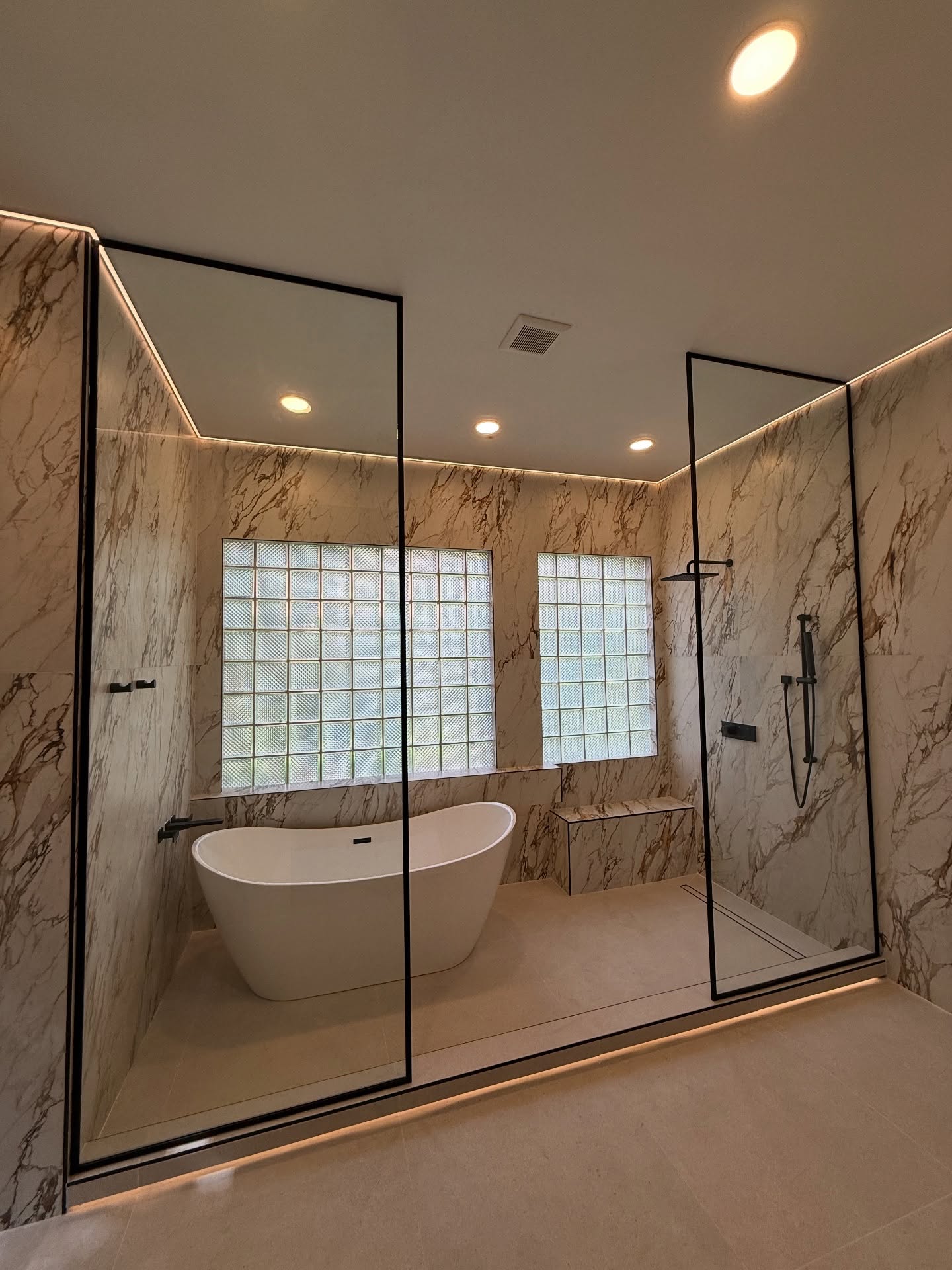 Custom floor to ceiling shower tile Port St Lucie